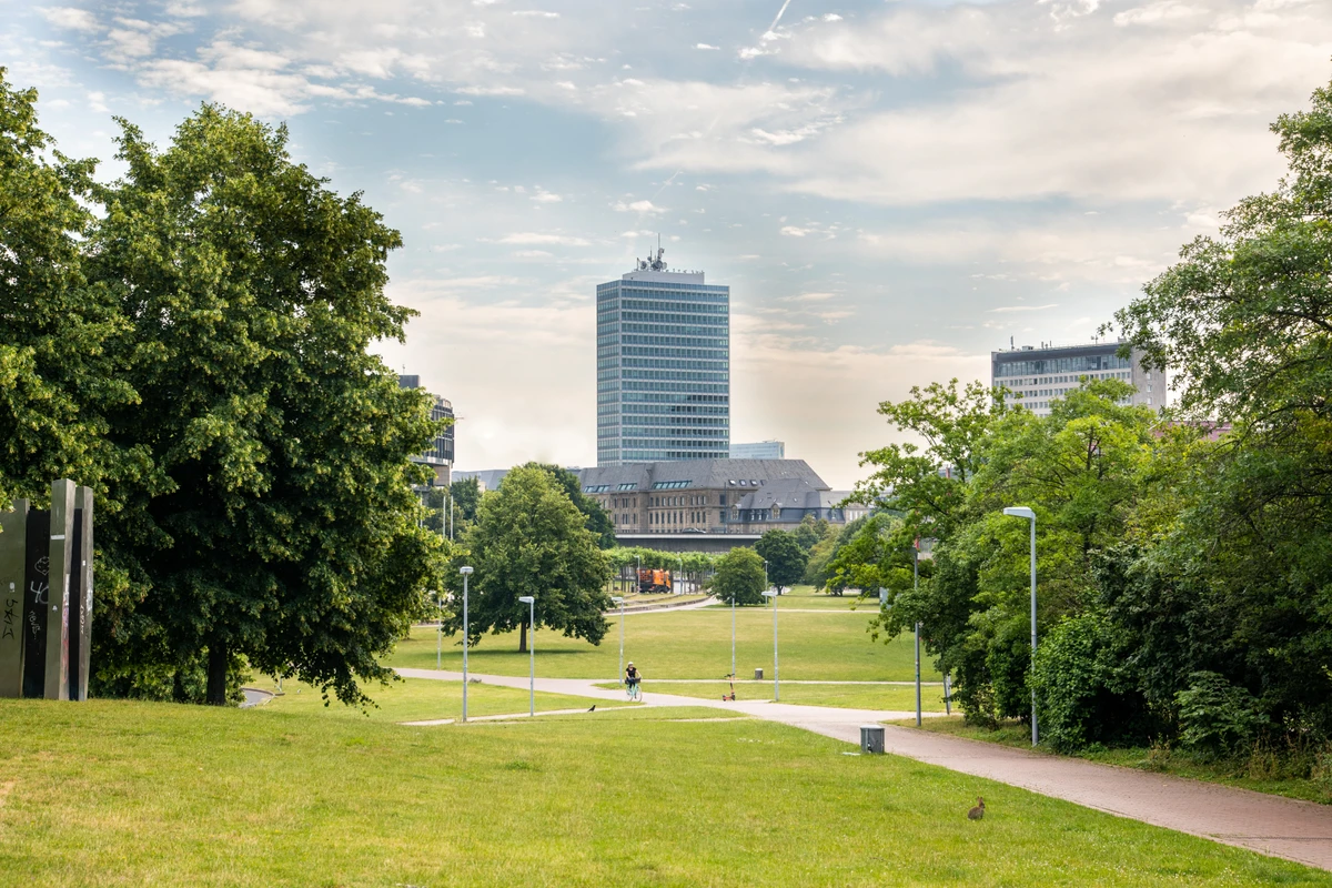 Spee'scher Graben Düsseldorf – Romantische Grünfläche